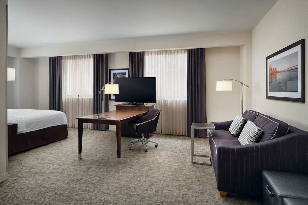 Hampton Inn & Suites Richmond Downtown - photo 3