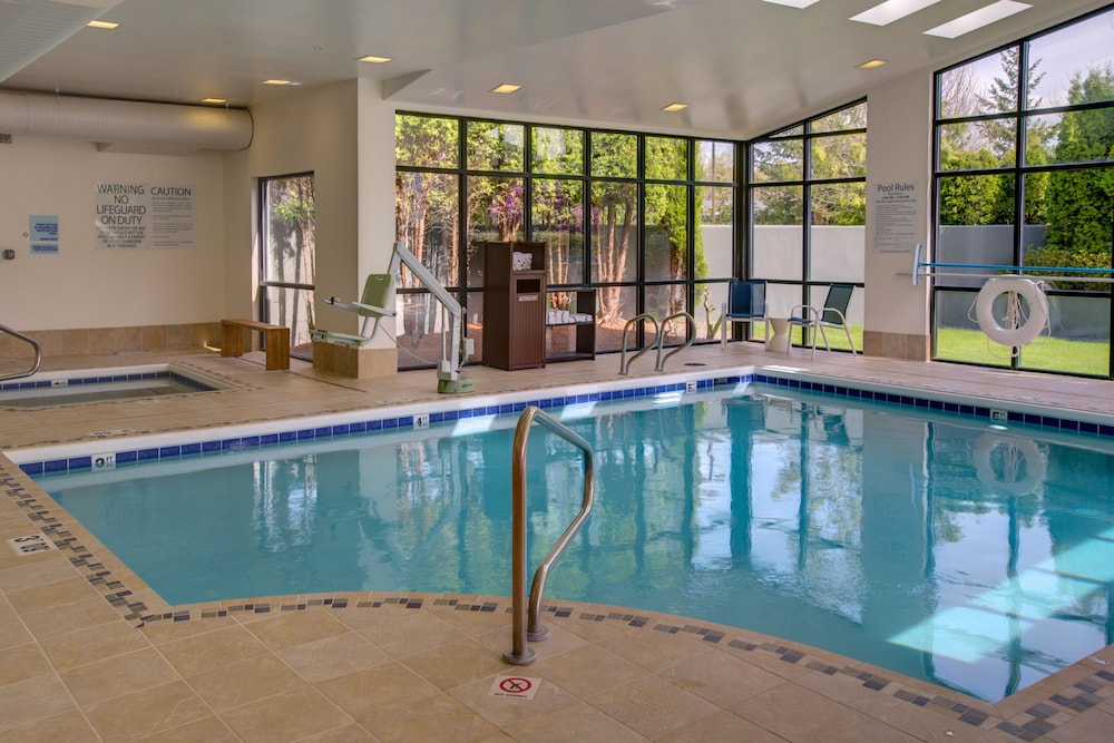 Holiday Inn Express Bellingham by IHG - photo 45