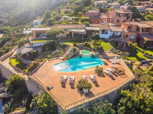 Sardinia Family Villas Villa Carmen with sea view and pool — 4-Star Luxury Hotel in Porto Cervo, Italy
