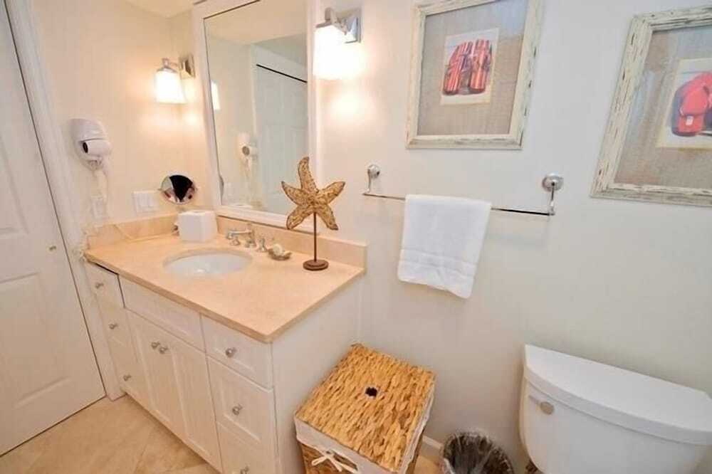946 Cutter Court at Sea Pines Resort - photo 7
