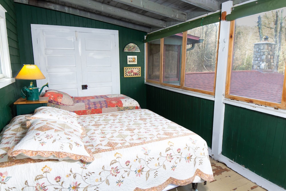 Trail's End Inn - photo 3