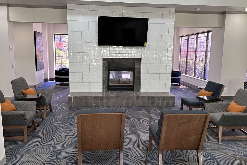 La Quinta Inn & Suites by Wyndham South Holland - photo 13