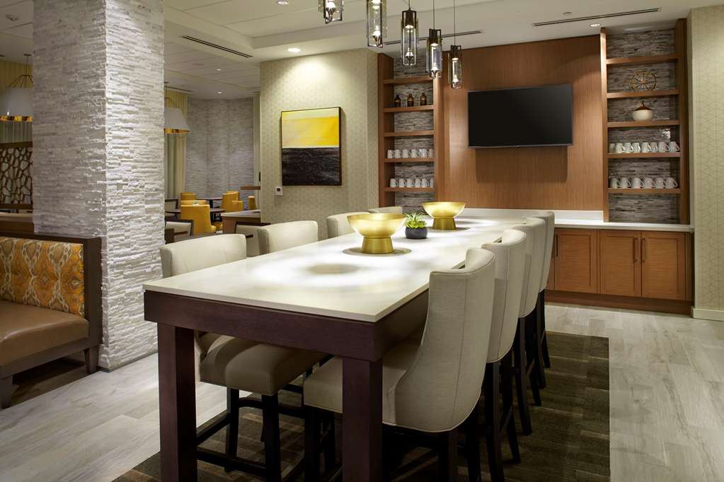 Hyatt Place Miami Airport East - photo 44