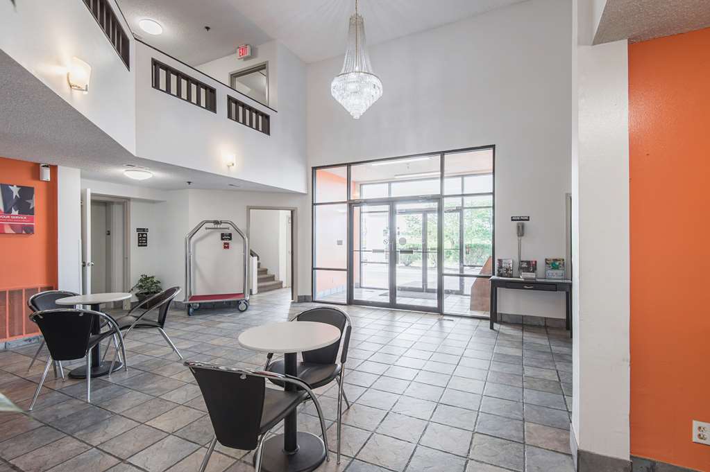 Motel 6 Lawrence KS - photo 22