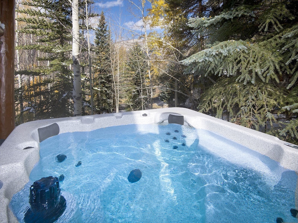 Greenhill Court Vacation Home — 4-Star Luxury Hotel in Vail, United States