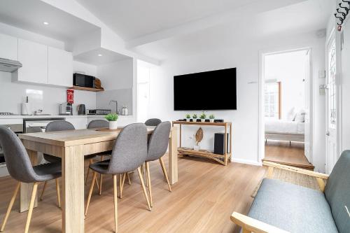 Balmain Garden Hideaway with BBQ in Sydney, Australia