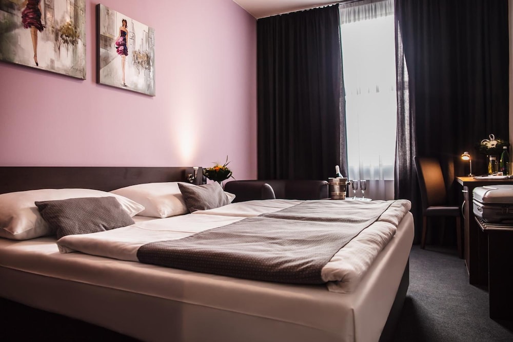 Interhotel Zlin — 4-Star Luxury Hotel in Zlin, Czech Republic