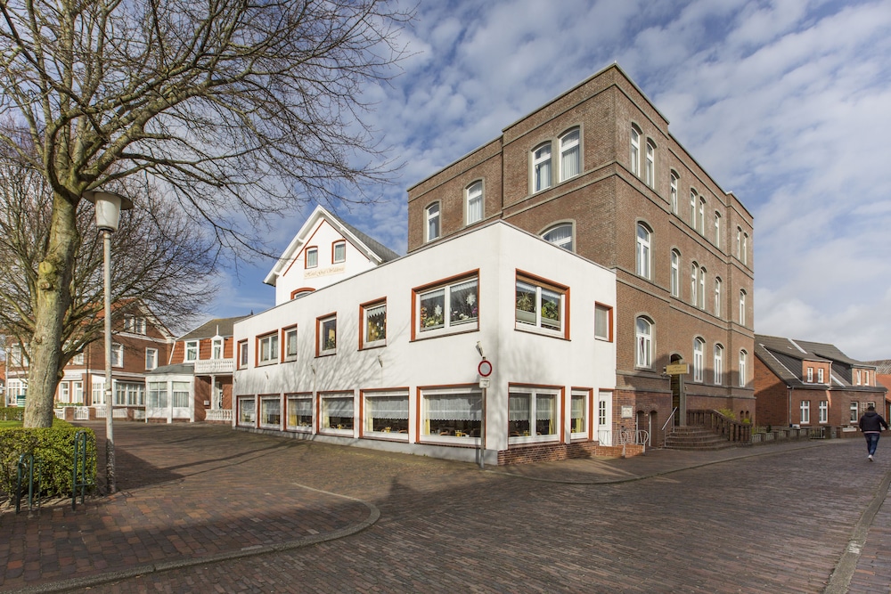 Hotel Graf Waldersee — Borkum
