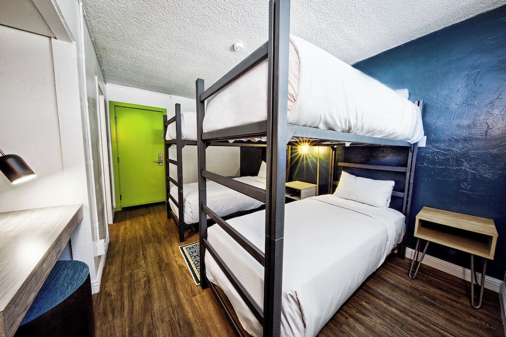 Downtowner Boutique Hotel - photo 11