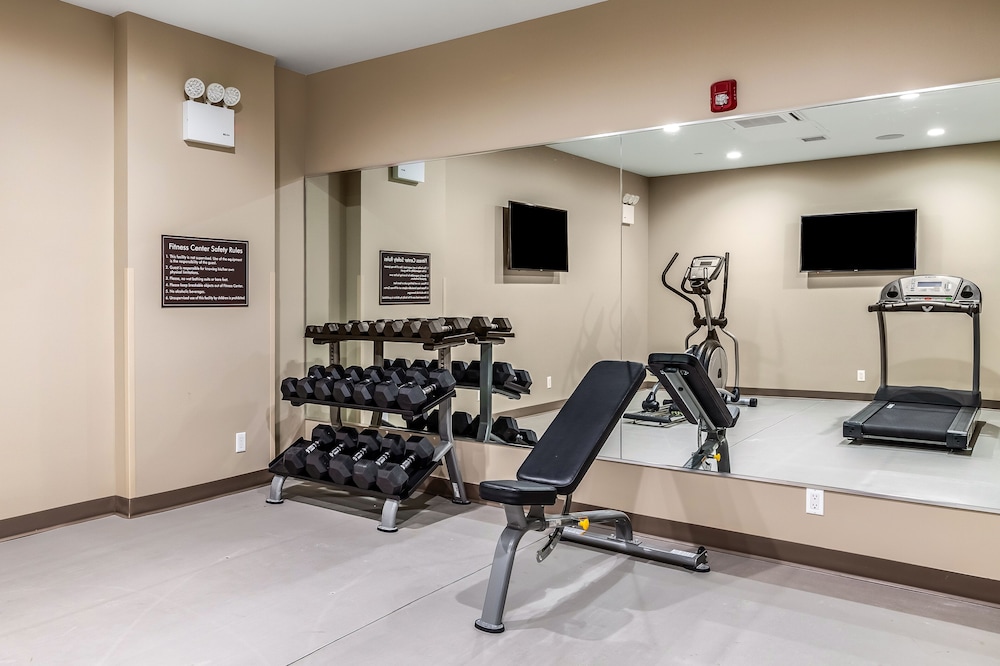 Van Wyck Hotel & Suites Near JFK Airport - photo 36