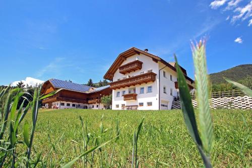 Niederhaeusererhof — hotel in Falzes
