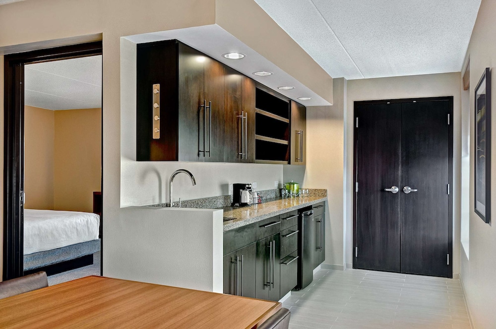 Hyatt Place Fredericksburg at Mary Washington - photo 7