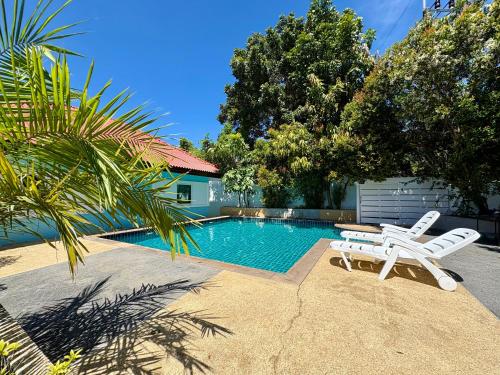 2 bedroom bungalow Nai Harn 4 Resort pet-friendly hotel Rawai