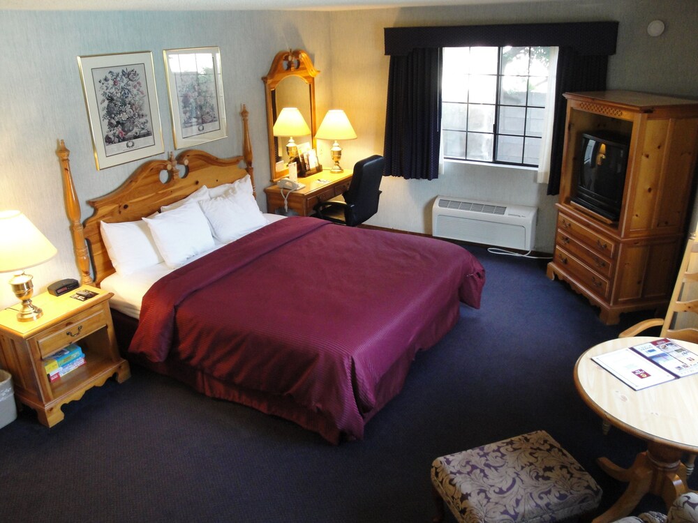 Clarion Inn Silicon Valley - photo 12