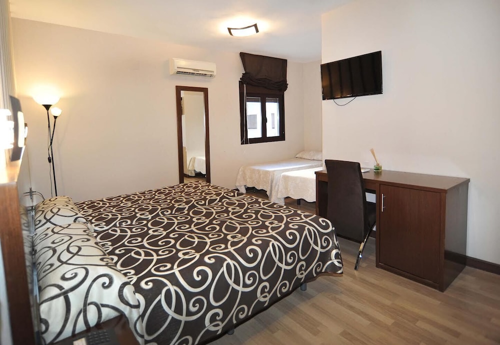 Hotel Ciudad de Plasencia — Plasencia — photo 3