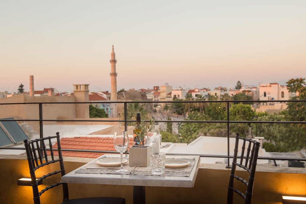 Cressa Corona Boutique Hotel