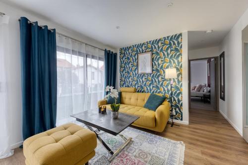 L’escale Parisienne Metro 3 Min Proche Jo Direct Au Louvre Galeries Lafayette Opera in Aubervilliers, France