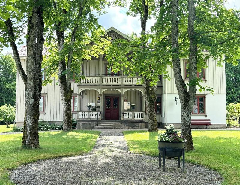 Lydde Gård - carbon neutral hotel in Kinna