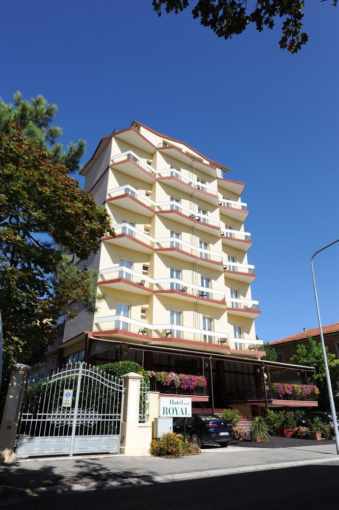 Hotel Royal - last minute hotel in Pesaro
