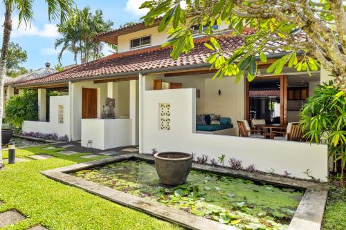 Surya Beachfront Villa — 4-Star Luxury Hotel in Port Douglas, Australia