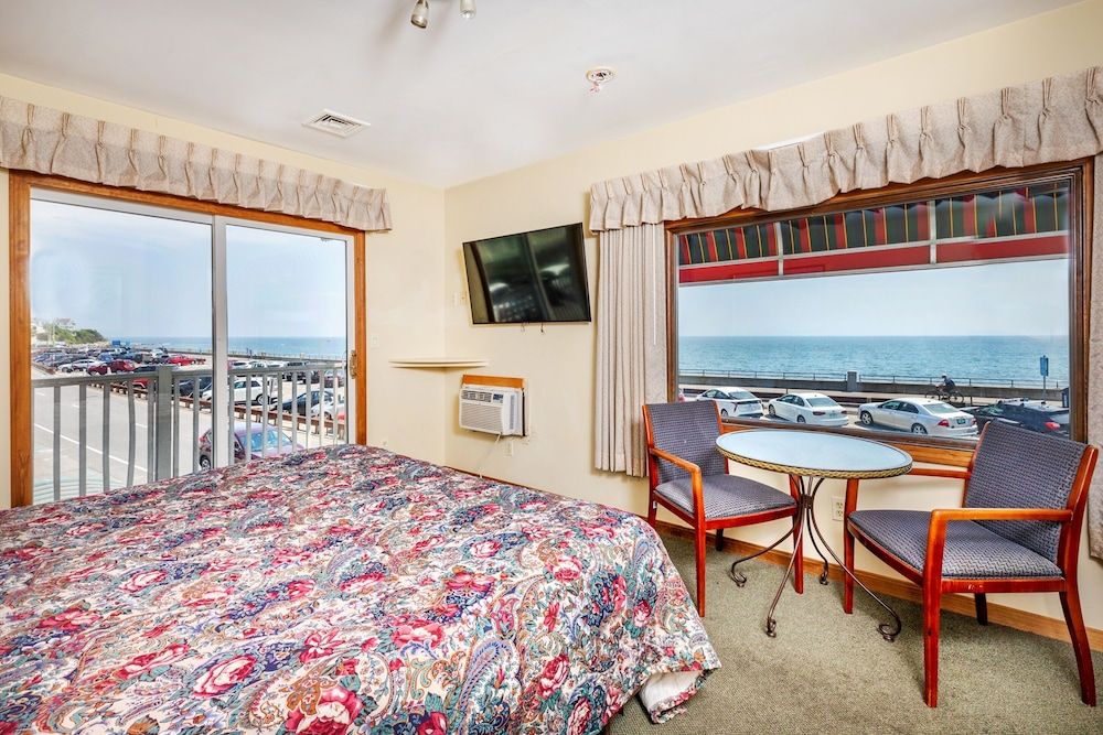 Sea Spiral Suites & Motel - photo 21