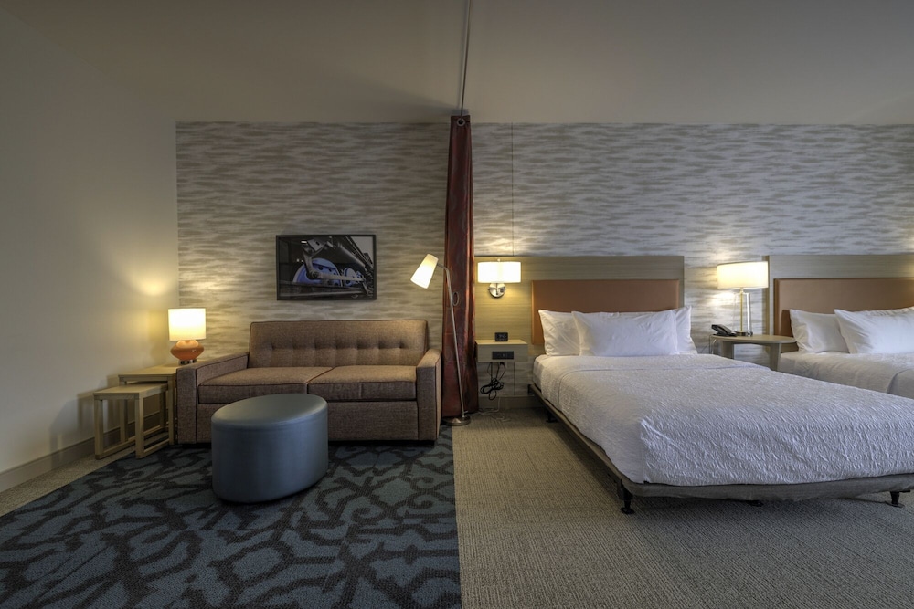 Home2 Suites by Hilton Allentown Bethlehem Airport - photo 15