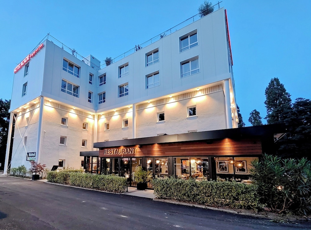 Hotel Acadie Eragny pet-friendly hotel Eragny