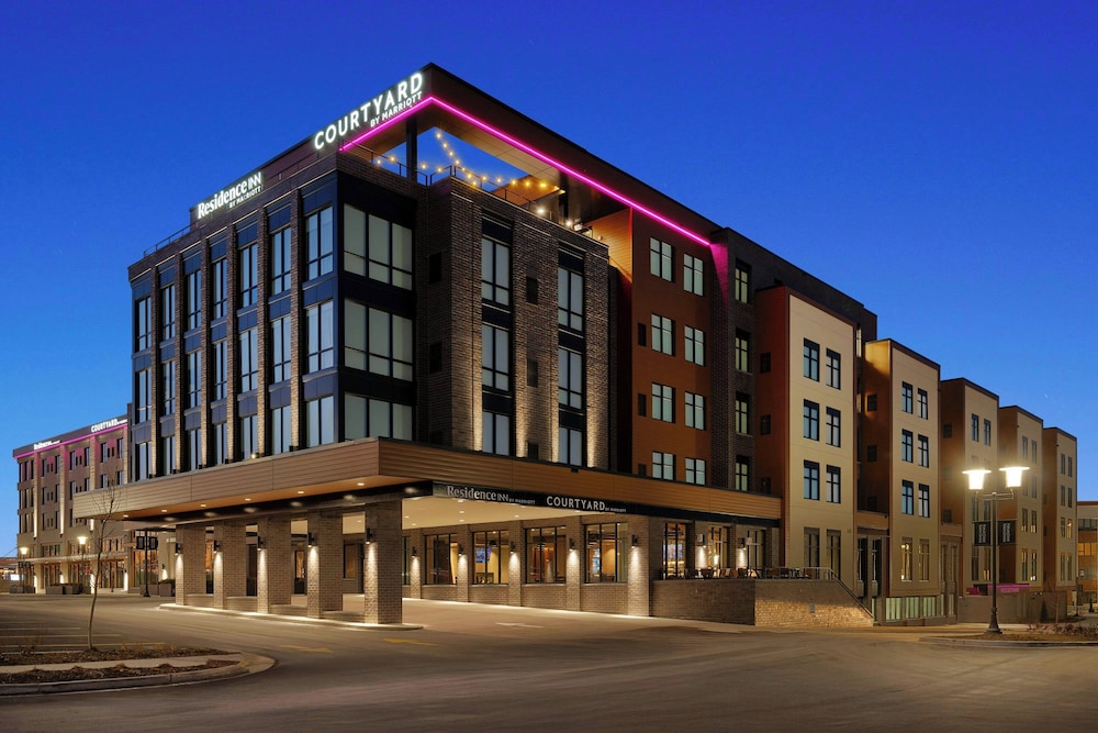 Courtyard Milwaukee Brookfield at Poplar Creek - featured photo