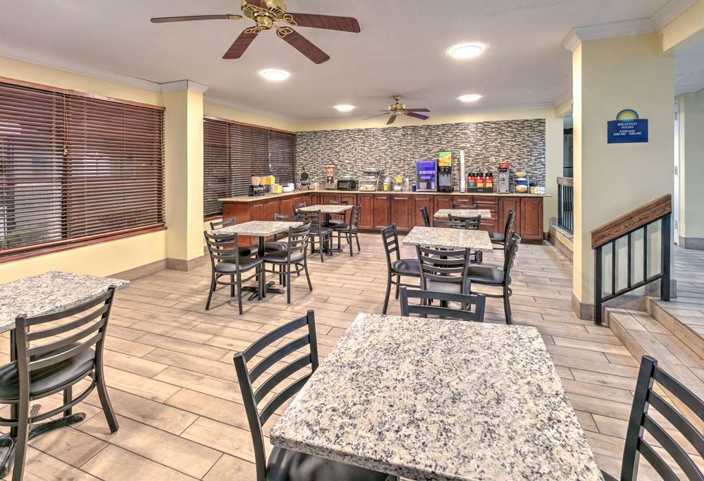 Days Inn by Wyndham Greenville MS - photo 53