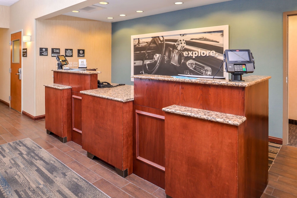 Hampton Inn York - photo 7