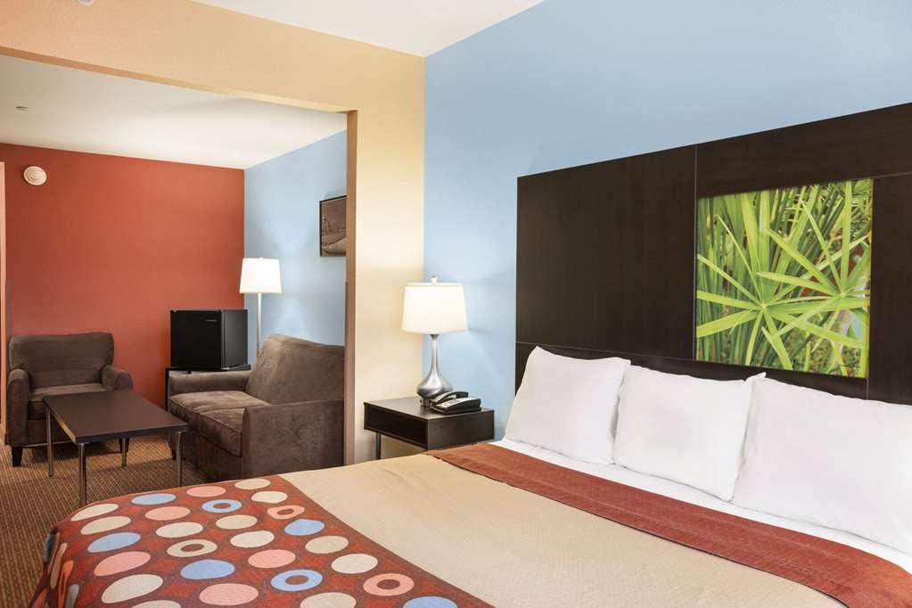 Super 8 by Wyndham Pennsville Wilmington - photo 8
