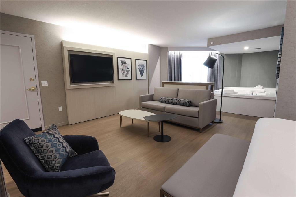 Radisson Plaza Hotel at Kalamazoo Center - photo 109