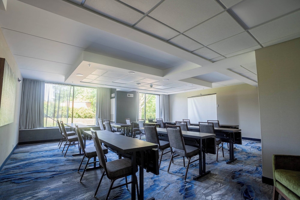 Fairfield Inn & Suites Springfield Enfield - photo 33