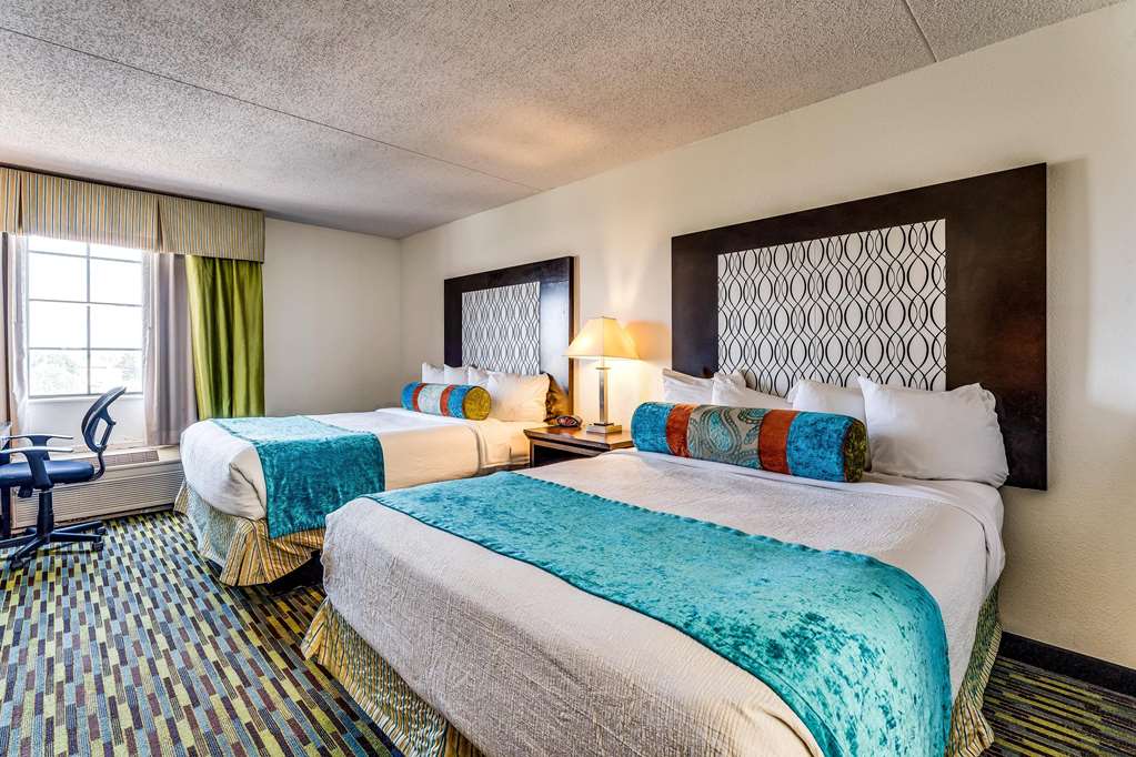 Wyndham Garden Wichita Downtown - photo 14