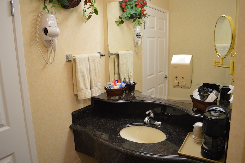 Dynasty Suites Redlands - photo 22