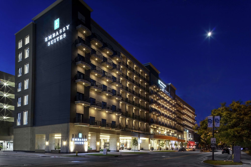 Embassy Suites by Hilton Grand Rapids Downtown MI - photo 44