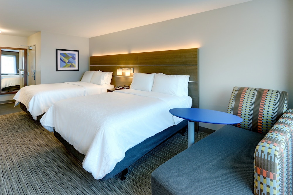 Holiday Inn Express & Suites Middletown Goshen by IHG - photo 12