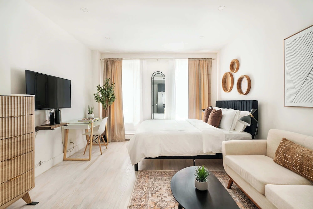 1597 4 Brand new Prime UES W D walk to C park — 4-Star Luxury Hotel in New York City, United States