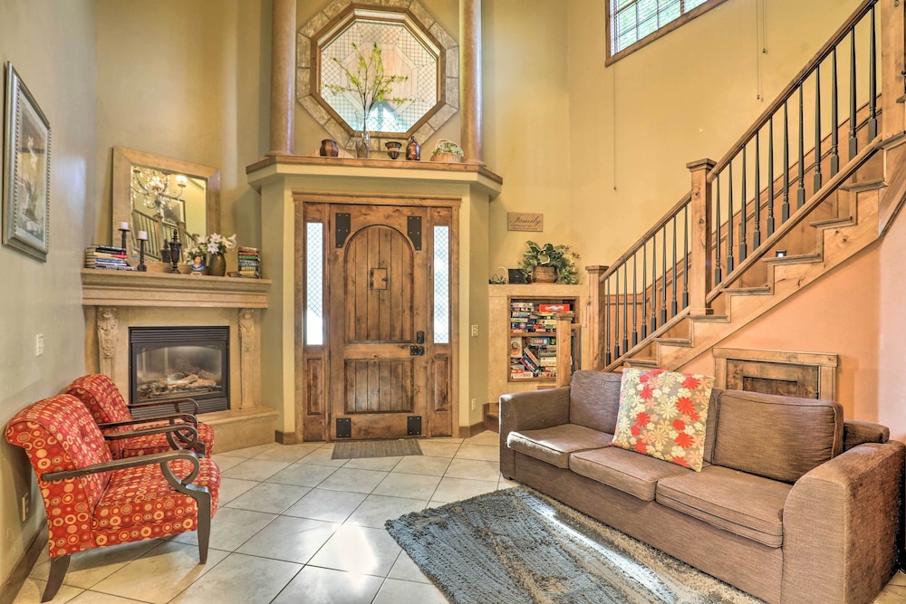 Luxurious Cedar City Getaway: 32 Mi to Brian Head — hotel in Cedar City