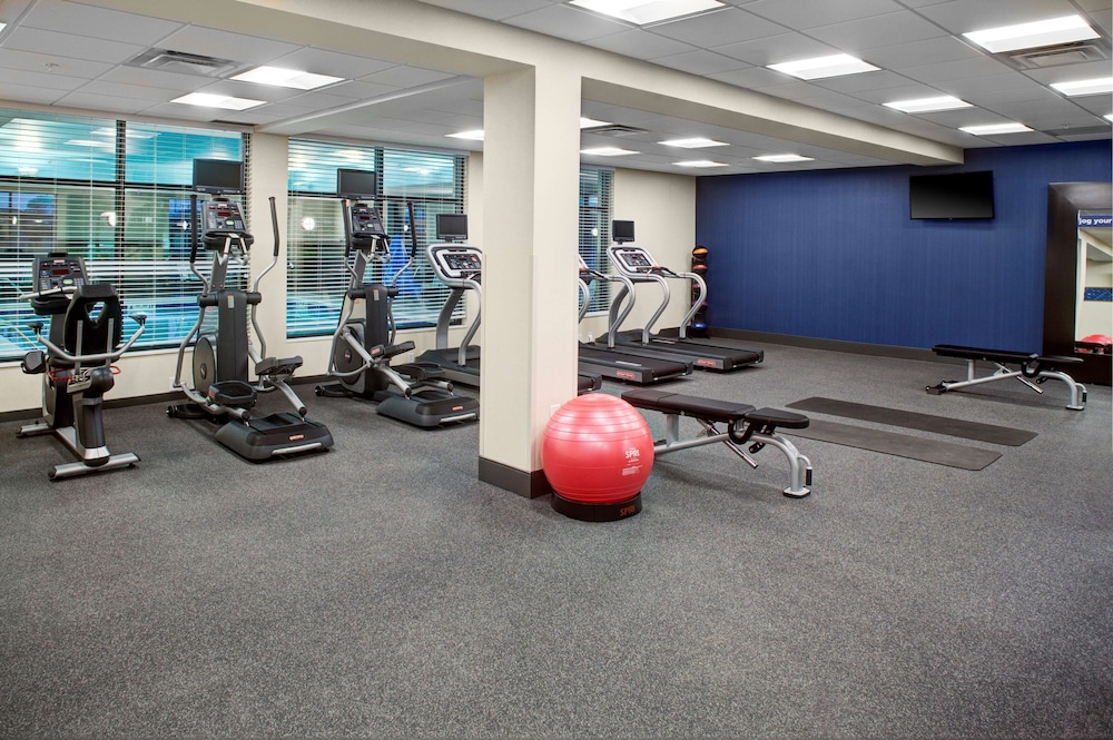 Hampton Inn & Suites Syracuse North Airport Area - photo 55