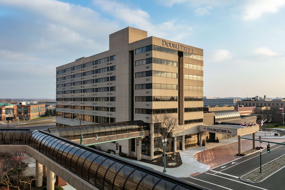 DoubleTree by Hilton Canton Downtown - photo 51