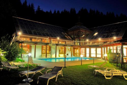 Gesundheitsresort Agathenhof — 4-Star Luxury Hotel in Micheldorf, Austria