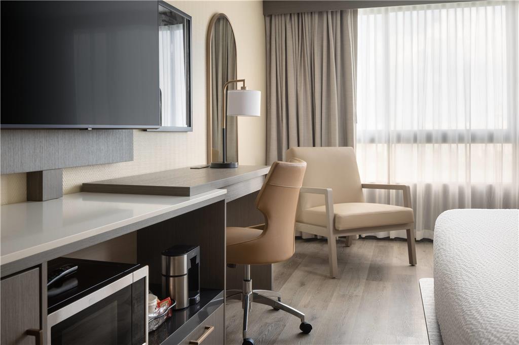 Ramada Plaza Resort & Suites by Wyndham Orlando Intl Drive - photo 31