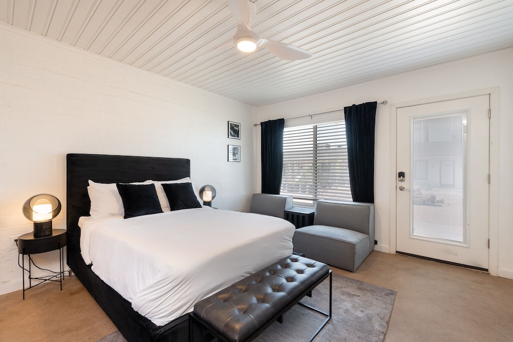 Ash & Ko Boutique Lodging - photo 9