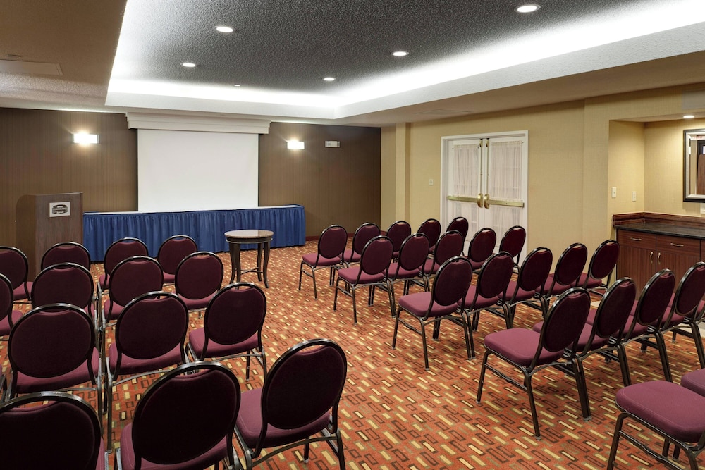 Courtyard by Marriott Harrisonburg - photo 26