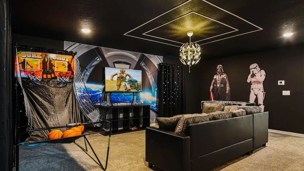 Family Oasis with Themed Rooms & Private Pool - photo 19