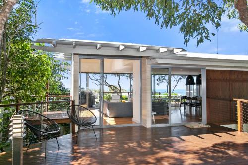 Stunning Seaviews Sunshine Beach — Sunshine Beach