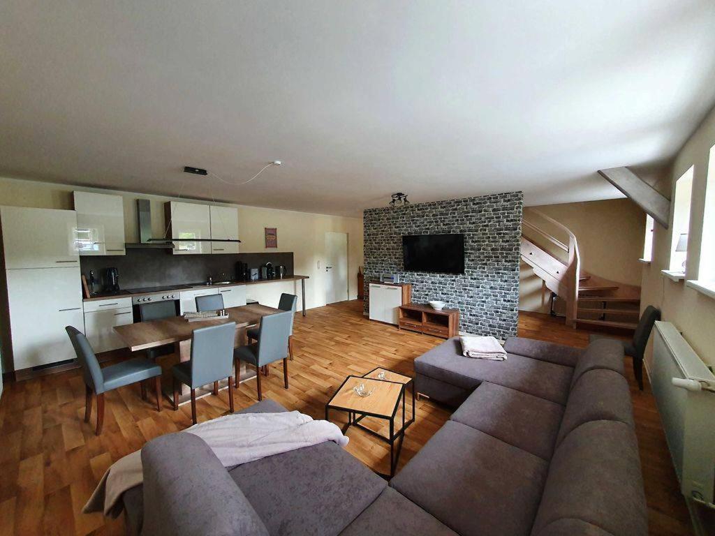 Ferienwohnung Am Bahnhof — 4-Star Luxury Hotel in Hasselfelde, Germany
