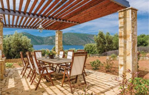 Seafront Holiday Villa — Chalkida — photo 2