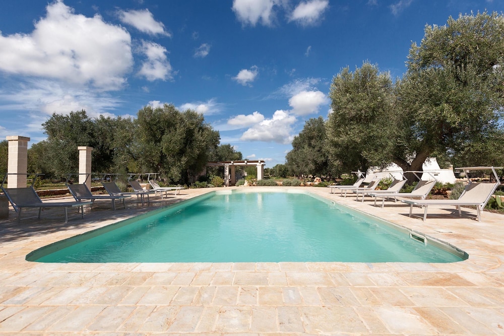 Le Site - carbon neutral hotel in Ostuni